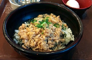 鶏そぼろ丼