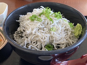 しらす丼