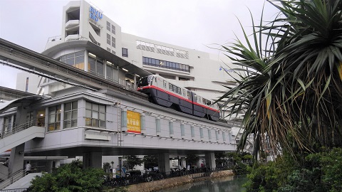 県庁前駅